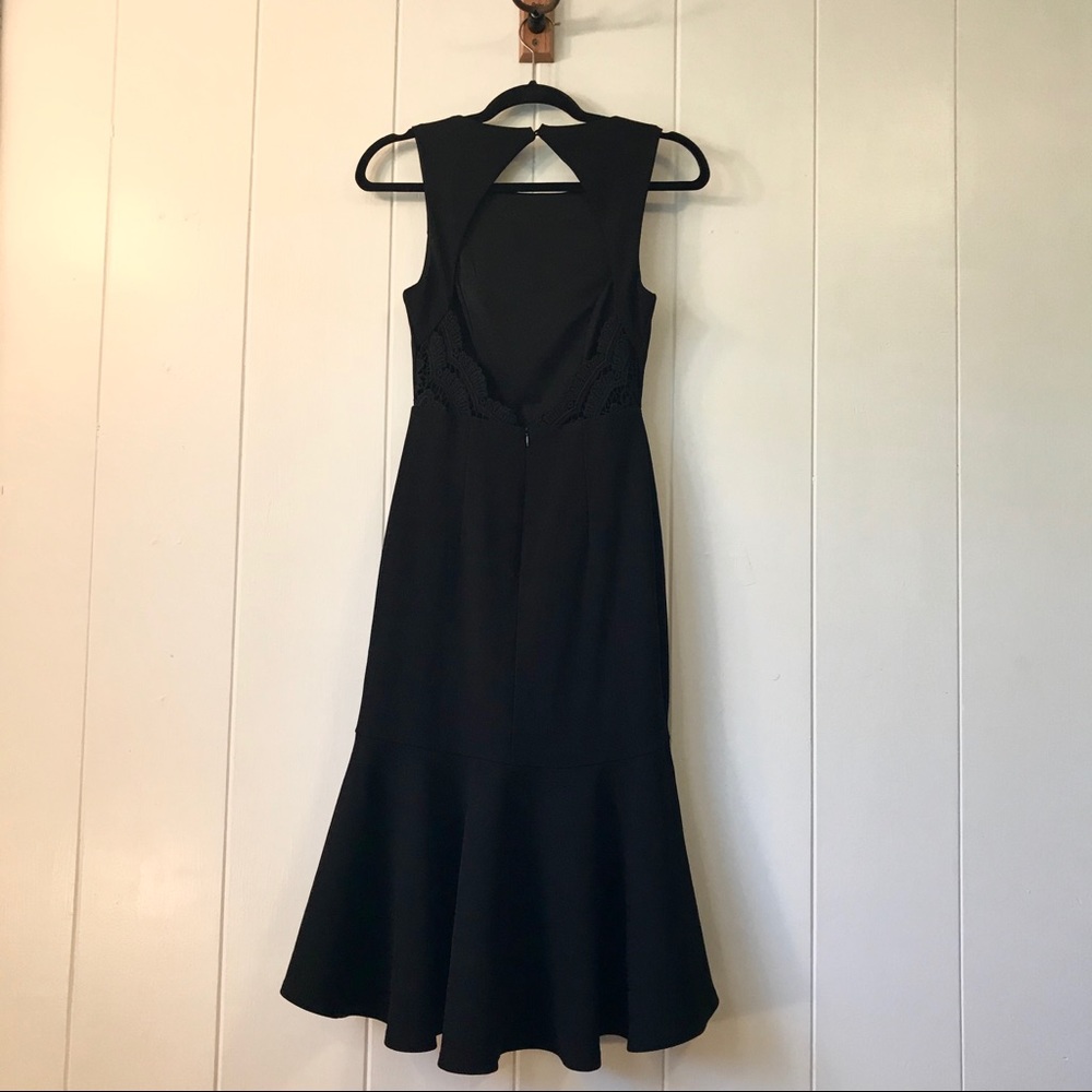 Aakaa Lace Open Back Mermaid Dress